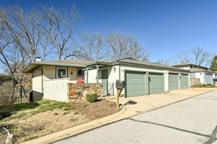 835 Knickerbacker Dr - Photo 1 of 1