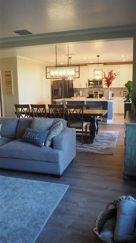 216 Denali St - Photo 2 of 39