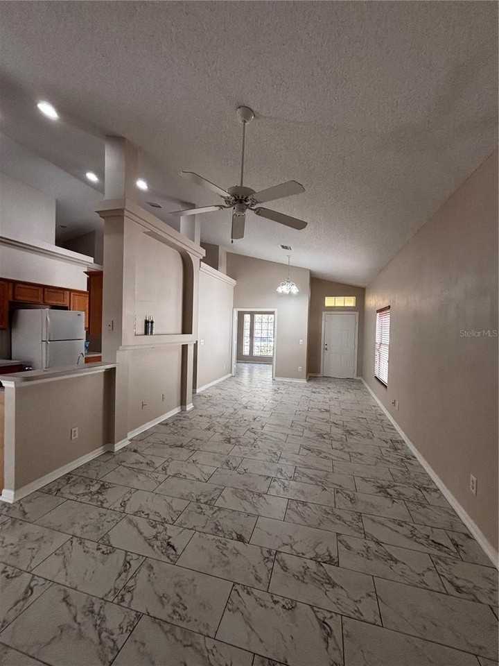 2155 Kaylas Ct - Photo 2 of 15