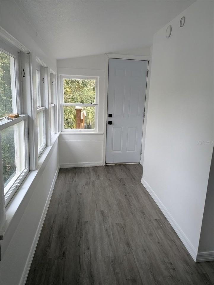 832 14th St N #1-2 - Photo 3 of 14