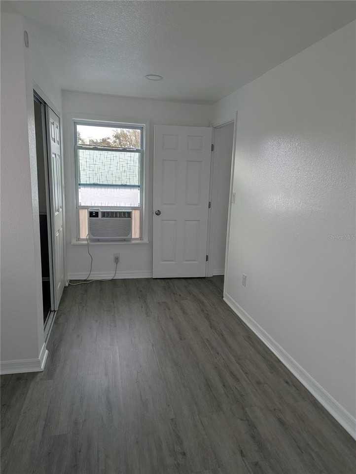 832 14th St N #1-2 - Photo 5 of 14