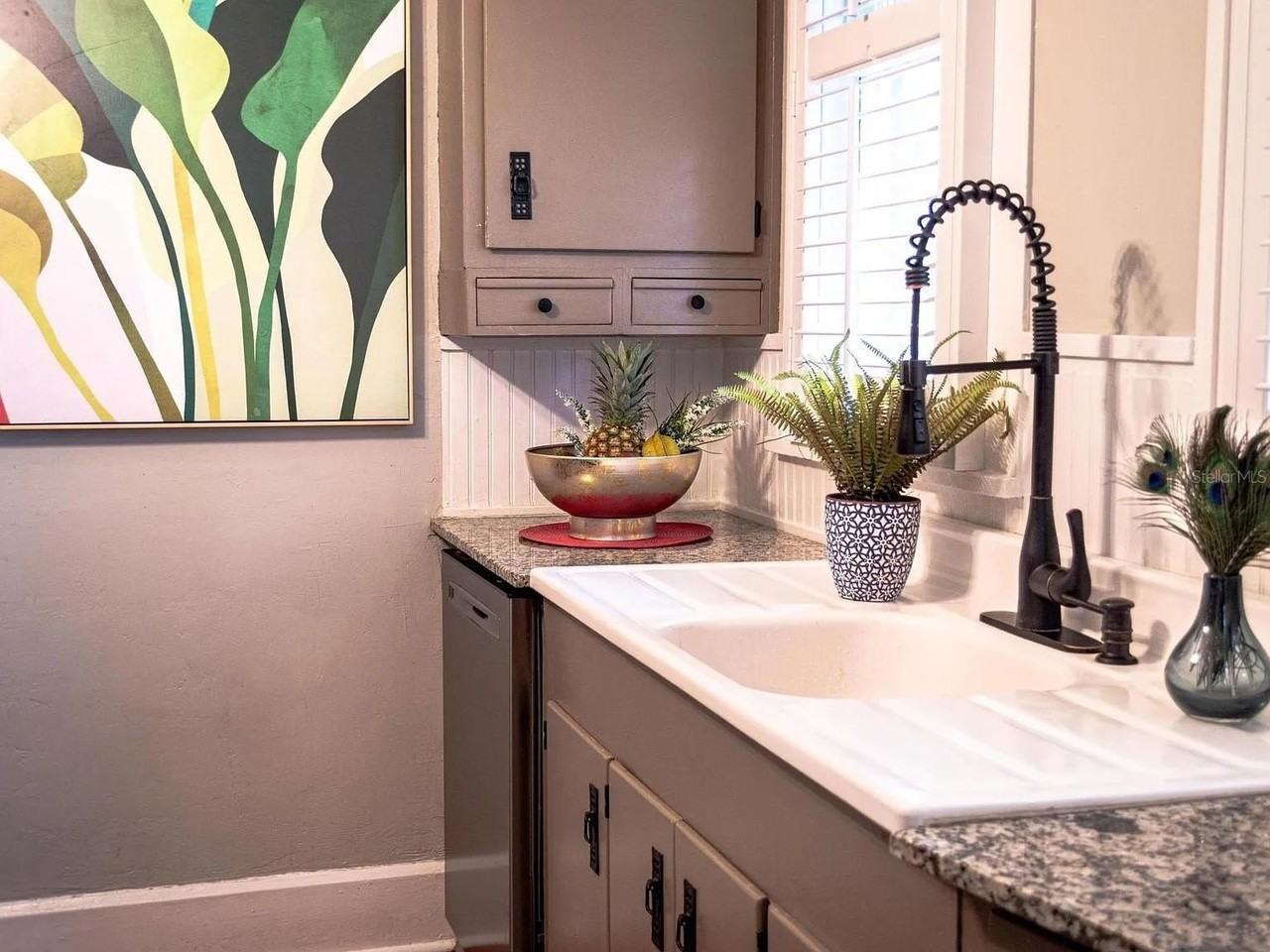 1013 22nd Ave N - Photo 5 of 17