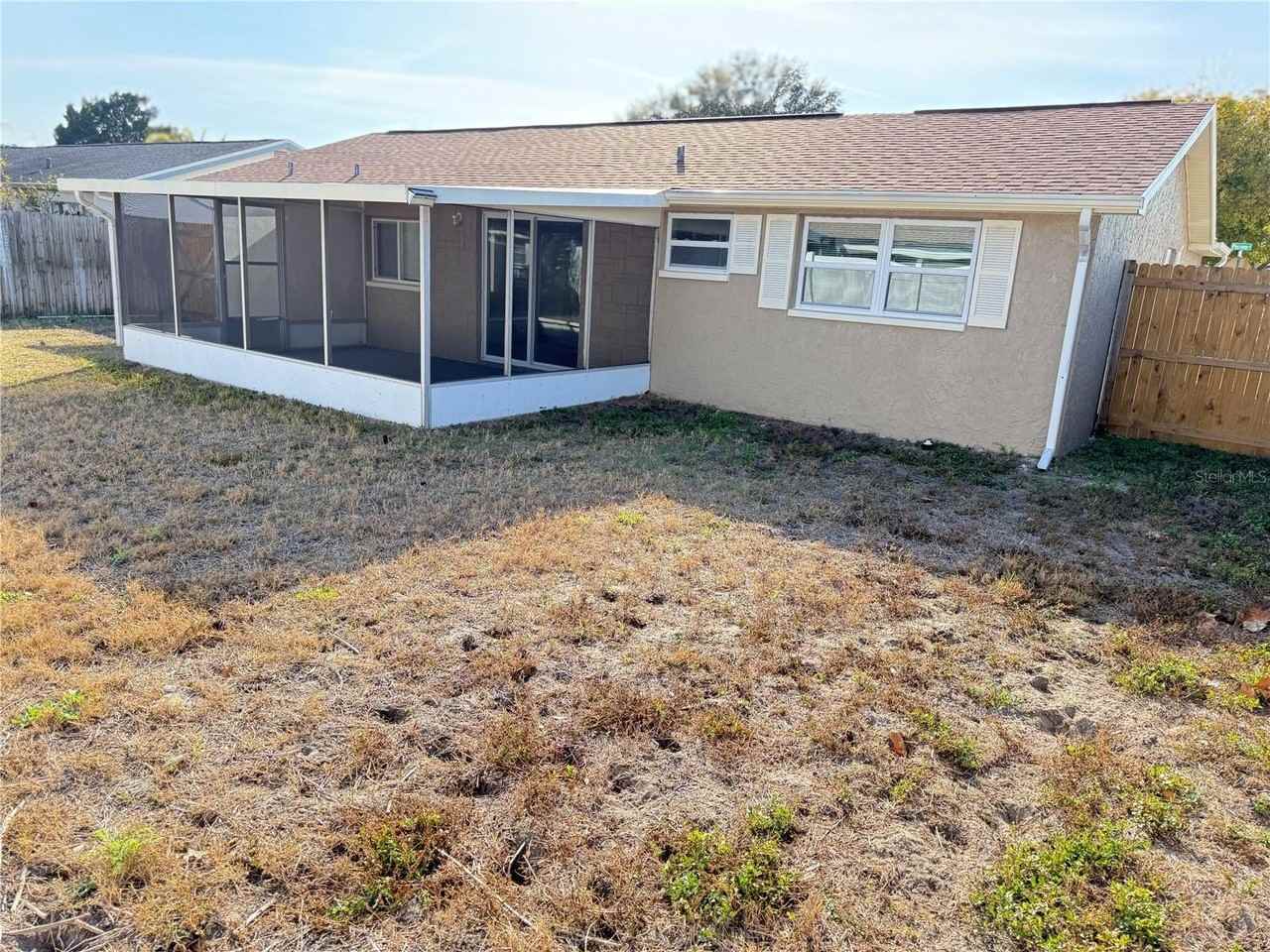 9800 Pocono St - Photo 3 of 22