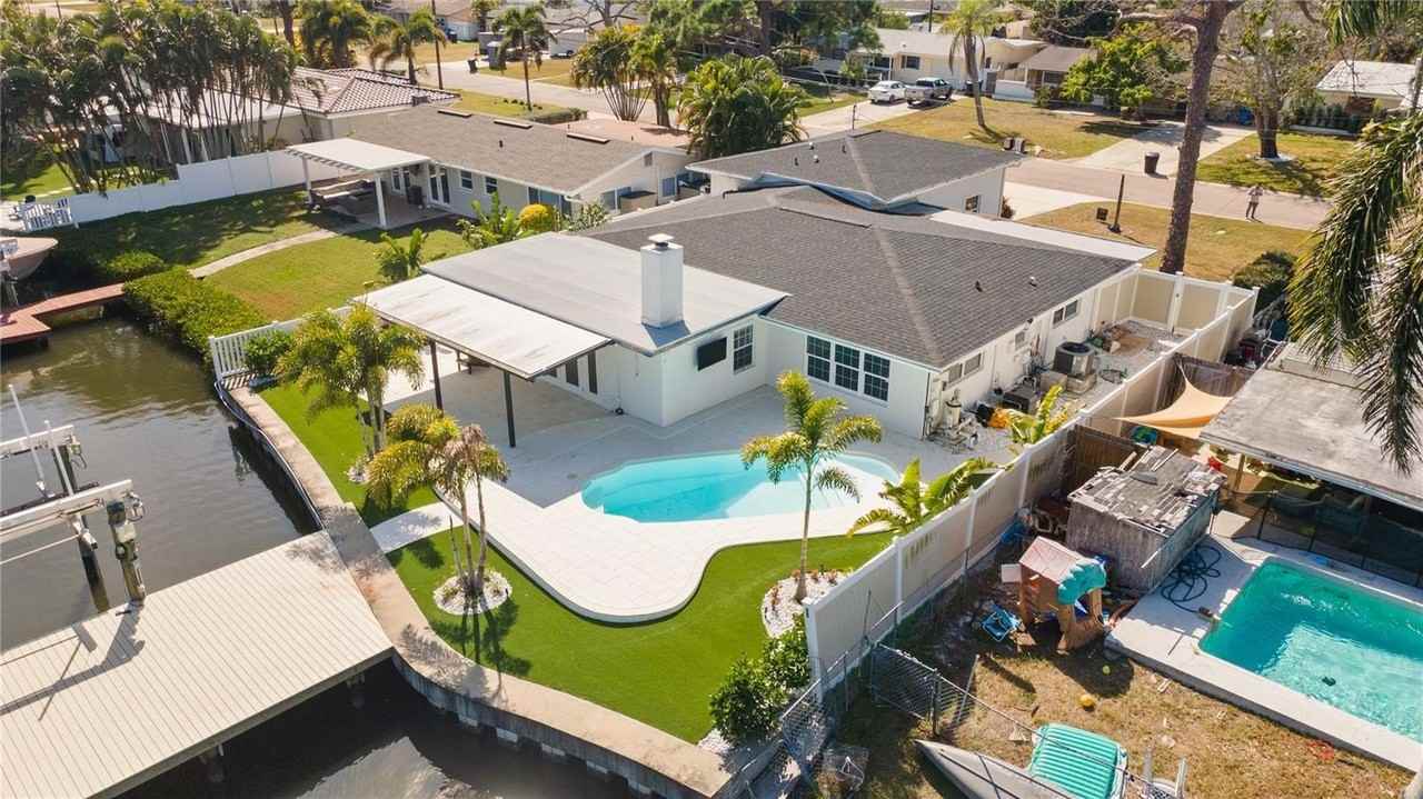 4543 Carson St Ne - Photo 2 of 49