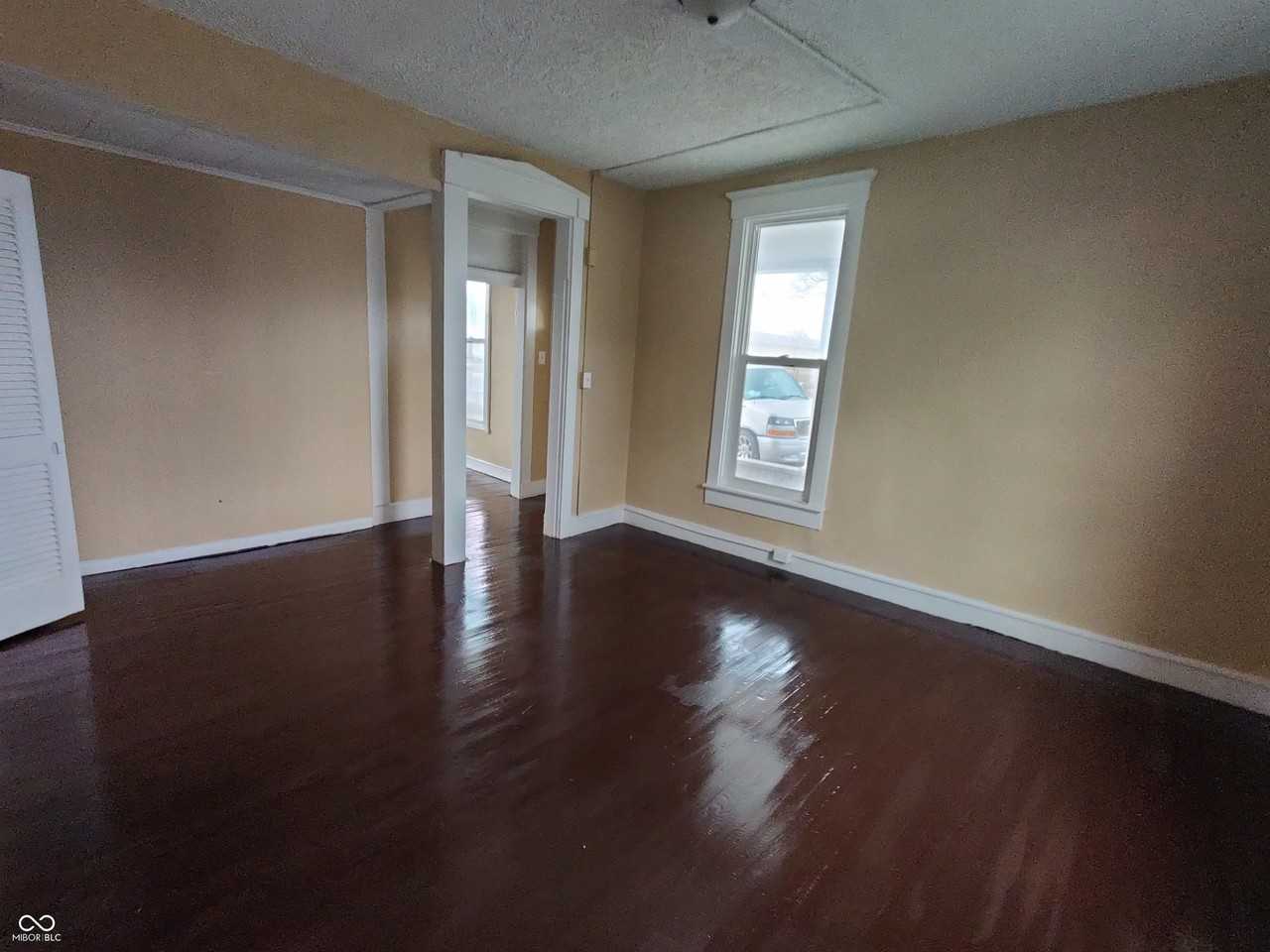 1325 Jefferson Ave #A - Photo 6 of 15