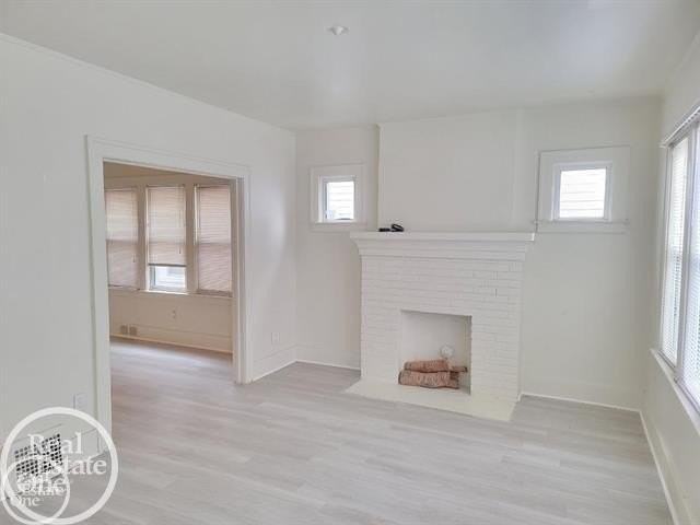 1456 Beaconsfield Ave - Photo 4 of 14