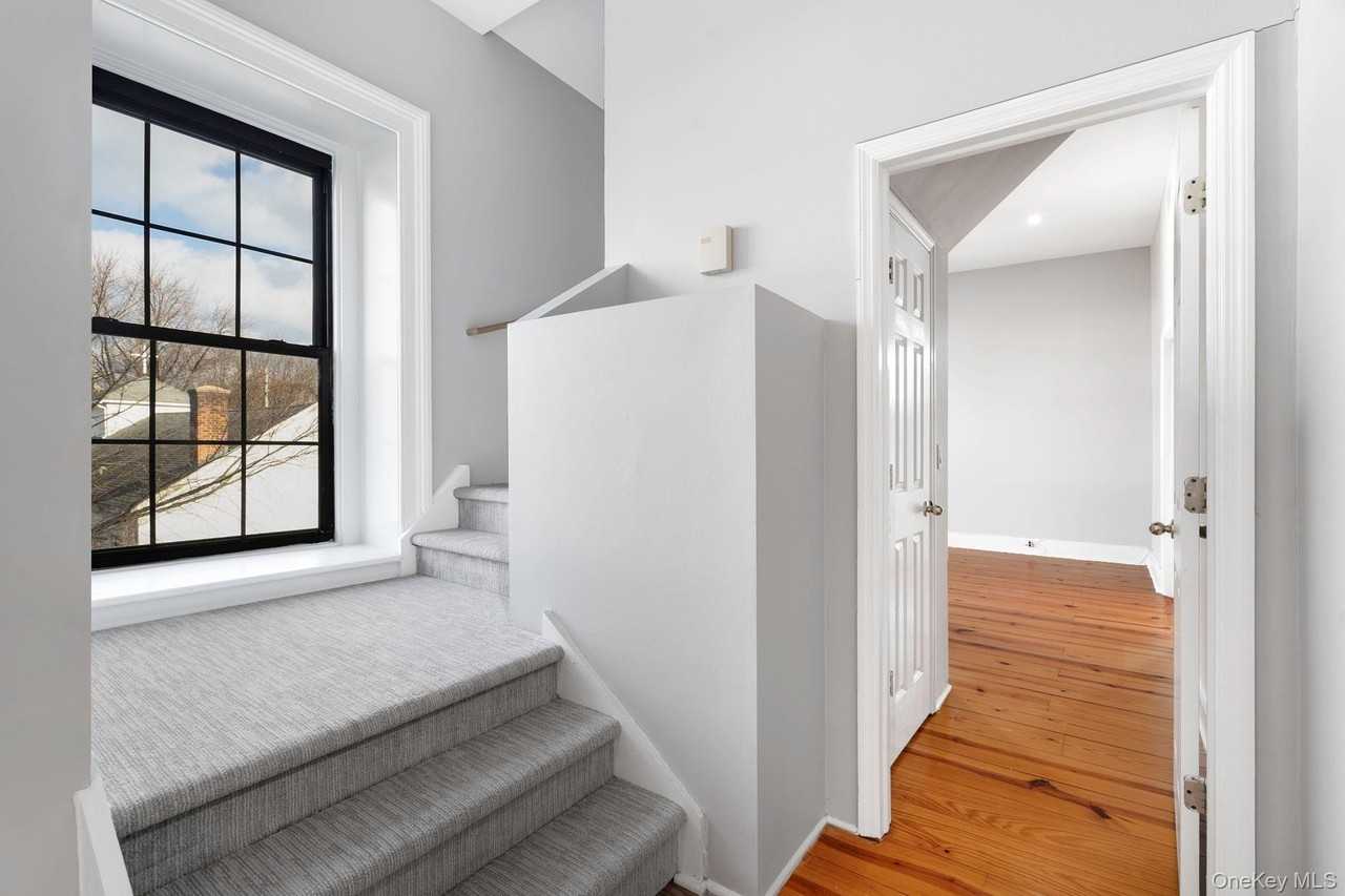 101 Main St Unit 3 - Photo 4 of 26