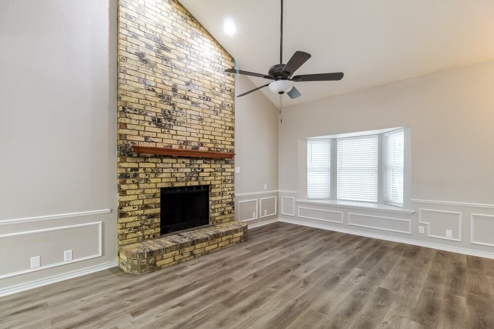 3355 Brooke St - Photo 6 of 17