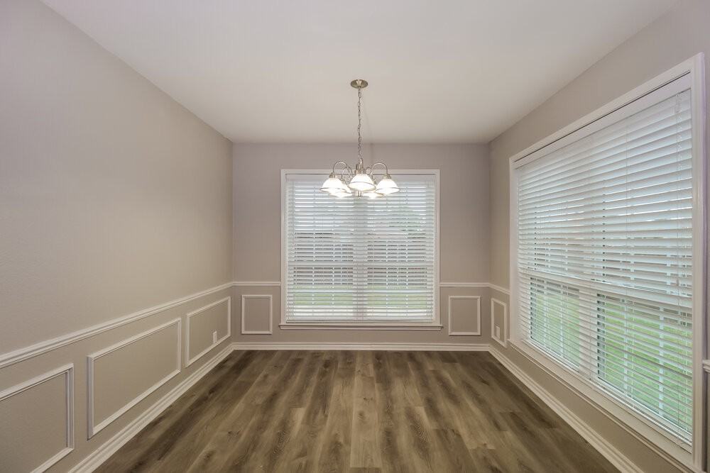 3355 Brooke St - Photo 7 of 17