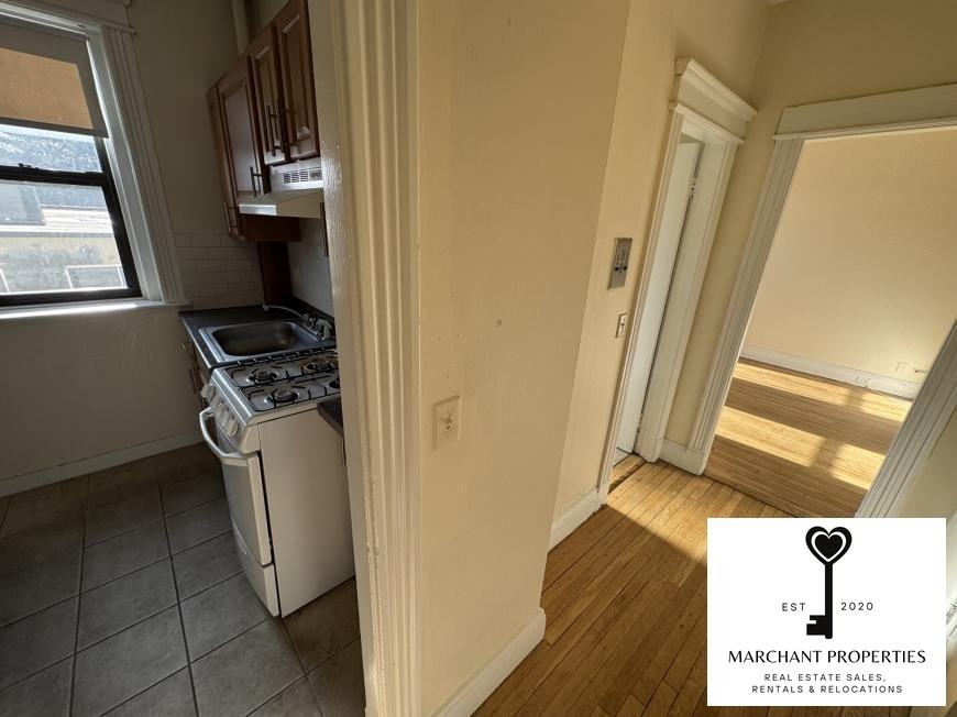 1143 Commonweath Ave. #11 - Photo 6 of 10