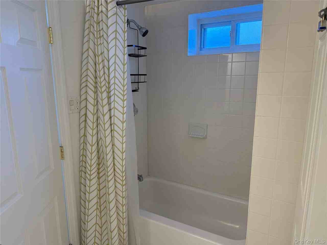 23 Barbara Dr - Photo 4 of 4