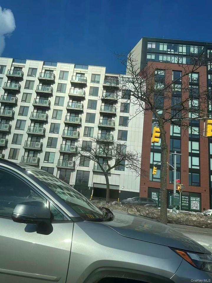 7033 Queens Blvd Unit 7e