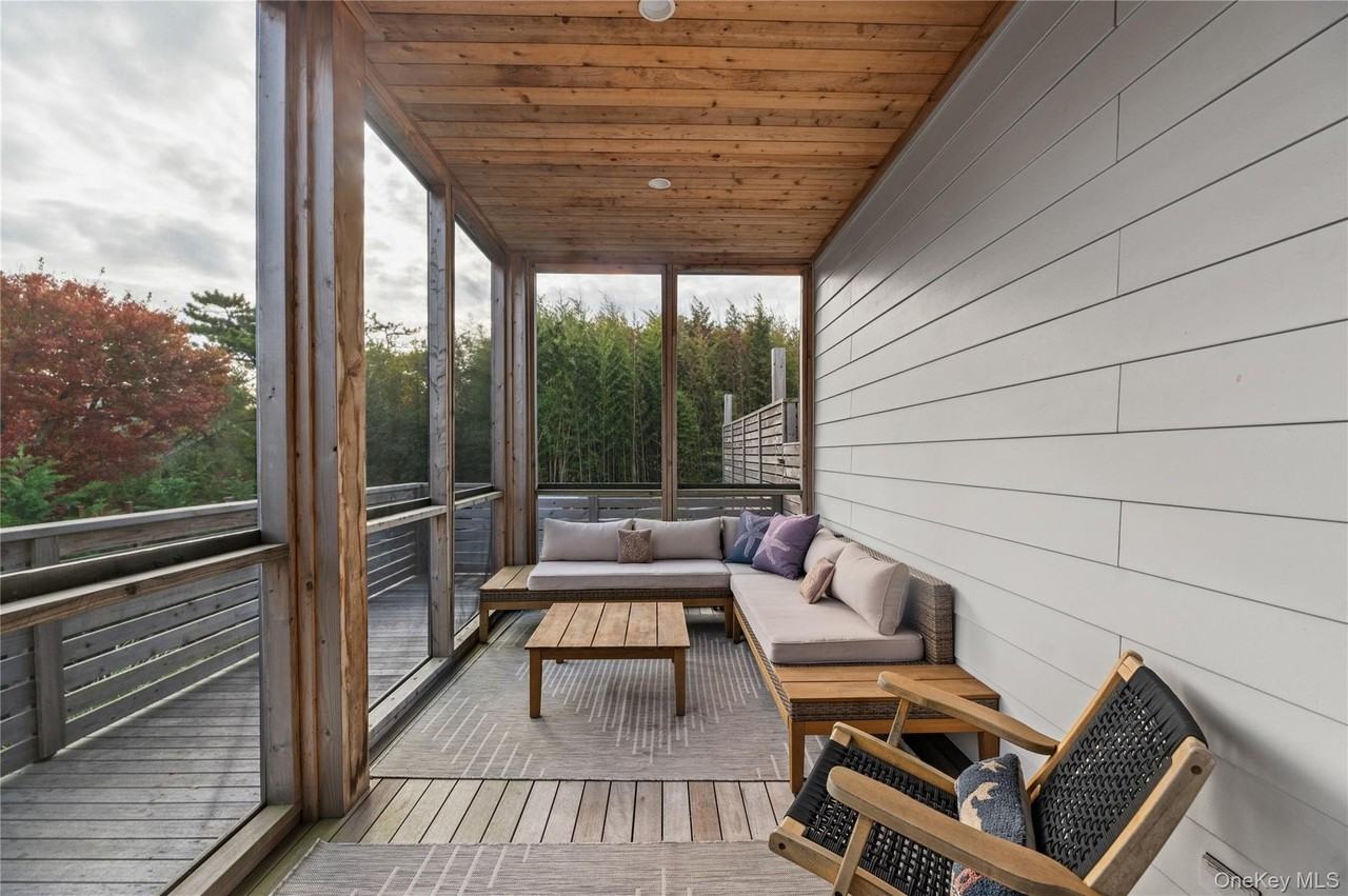 31 Atlantic Ave - Photo 2 of 32