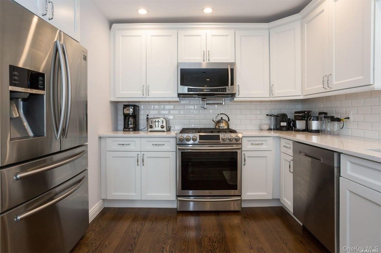 44 Buxton St - Photo 6 of 32