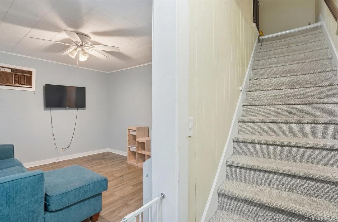 14 Church St Unit 2 - Photo 4 of 28