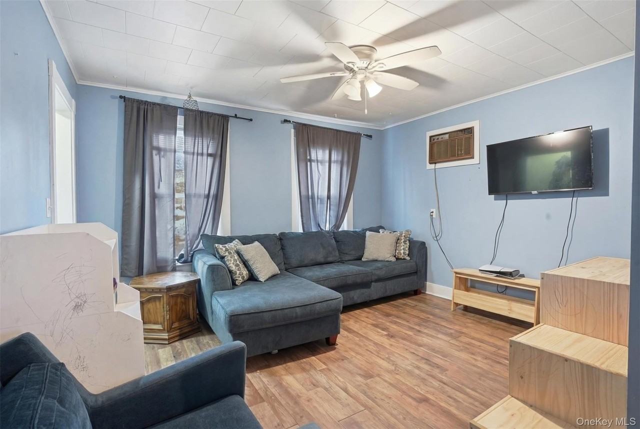 14 Church St Unit 2 - Photo 6 of 28