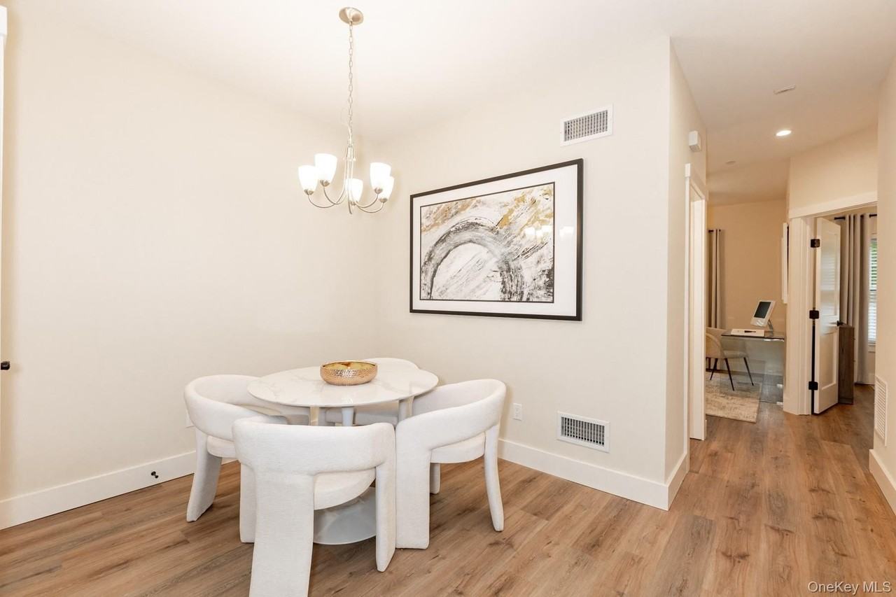 205 Romar Ct - Photo 7 of 17