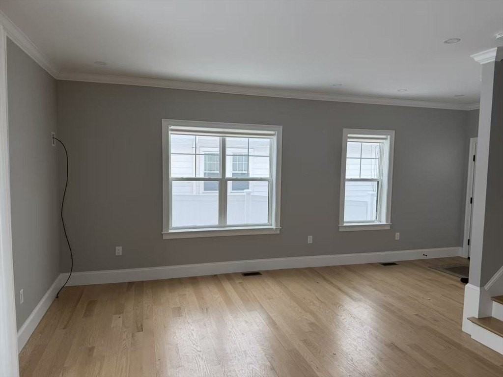 33 Hovey St Unit 33 #33 - Photo 5 of 27