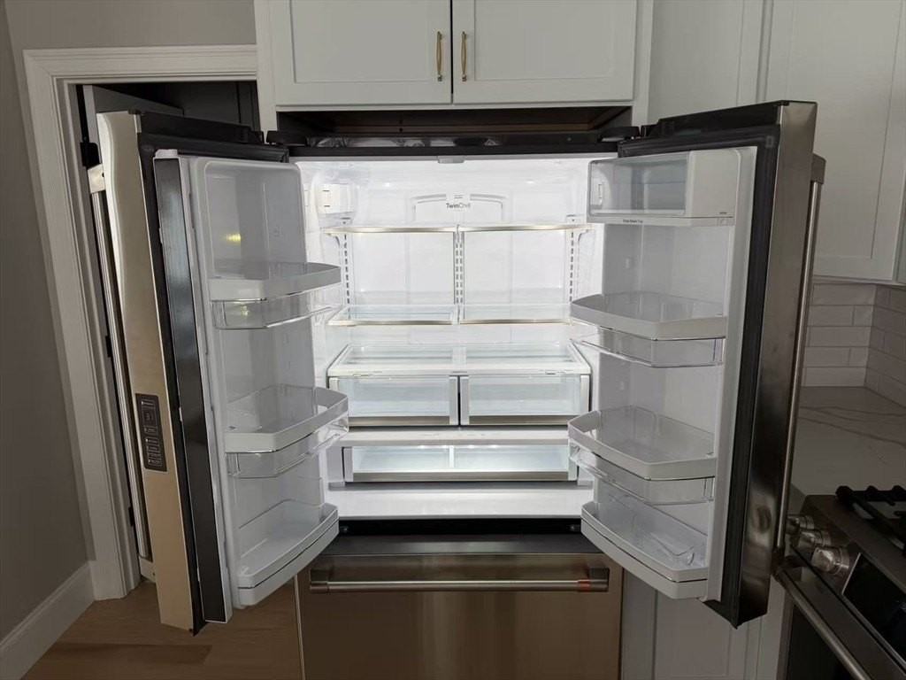 33 Hovey St Unit 33 #33 - Photo 7 of 27