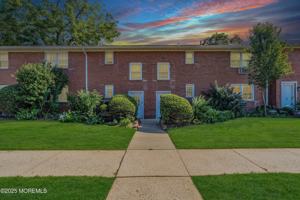 featured image of 364 Westwood Ave Apt 16