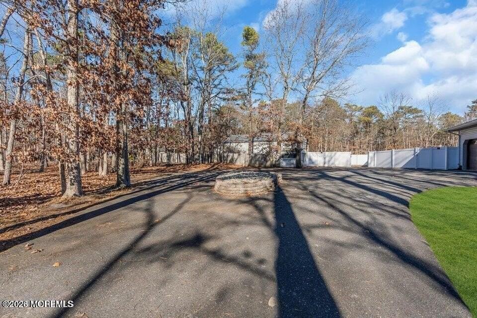 60 Bowman Rd - Photo 5 of 50