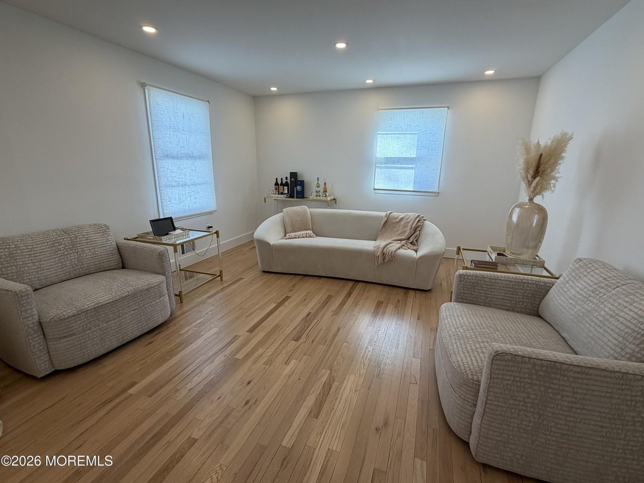 534 Apple Dr - Photo 2 of 25