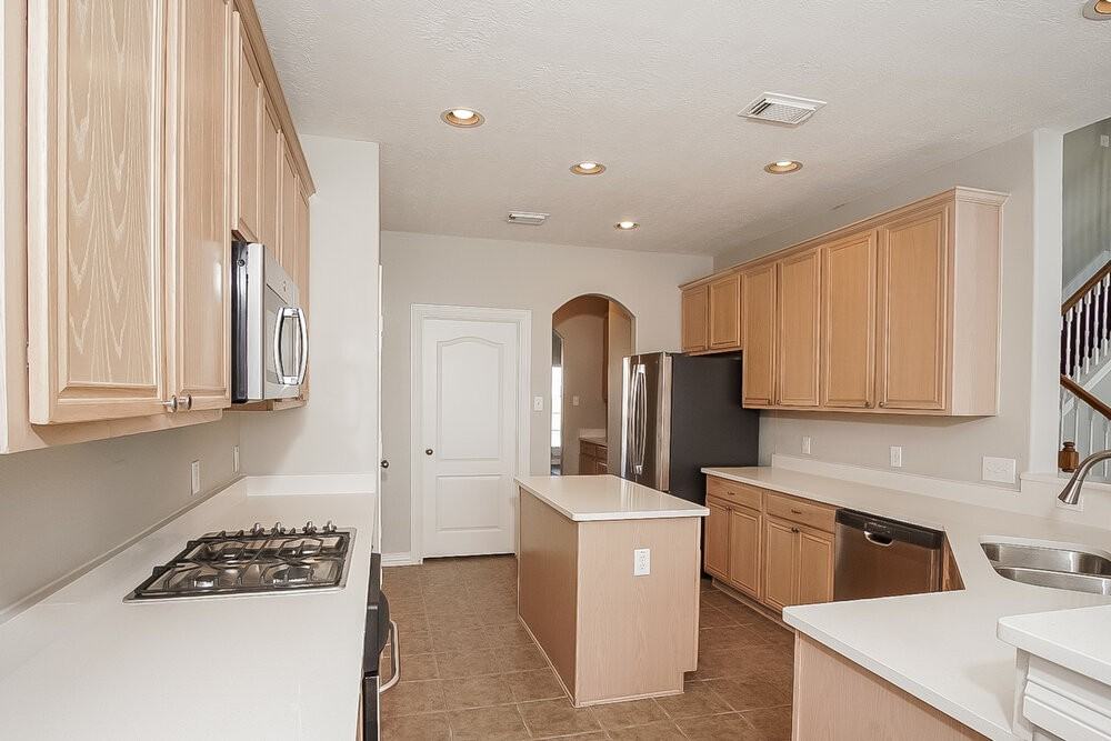 2922 Brahman Dr - Photo 5 of 14