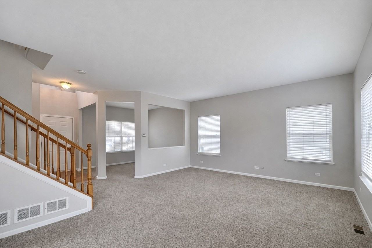 2310 Shiloh Dr - Photo 4 of 26