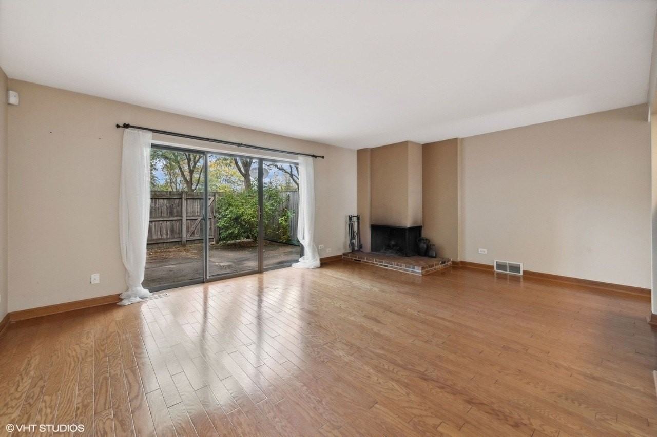 1930 Song Sparrow Ct Unit 1930 - Photo 3 of 22