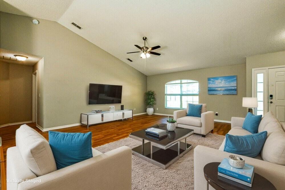 1320 Rain Forest Ln - Photo 3 of 19