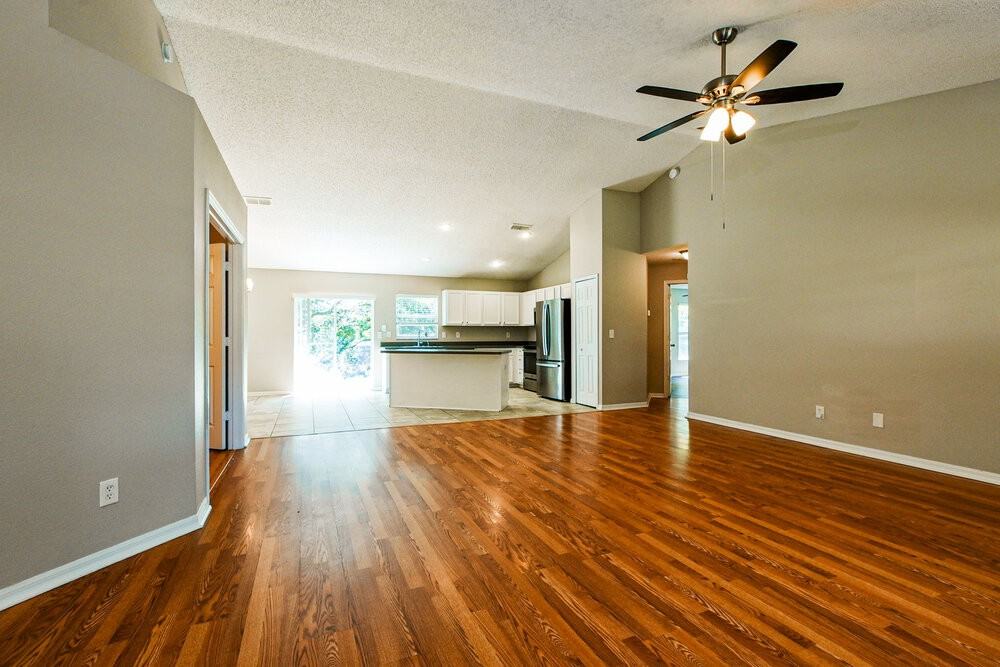 1320 Rain Forest Ln - Photo 5 of 19