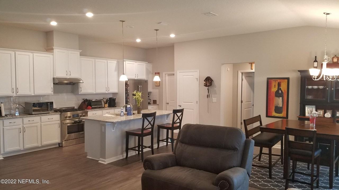 172 Rittburn Ln - Photo 3 of 13