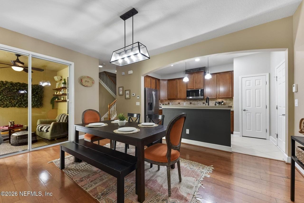 6209 Eclipse Cir - Photo 6 of 22