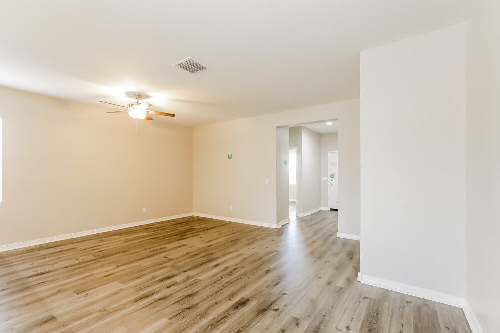 24525 W Gregory Rd - Photo 3 of 16