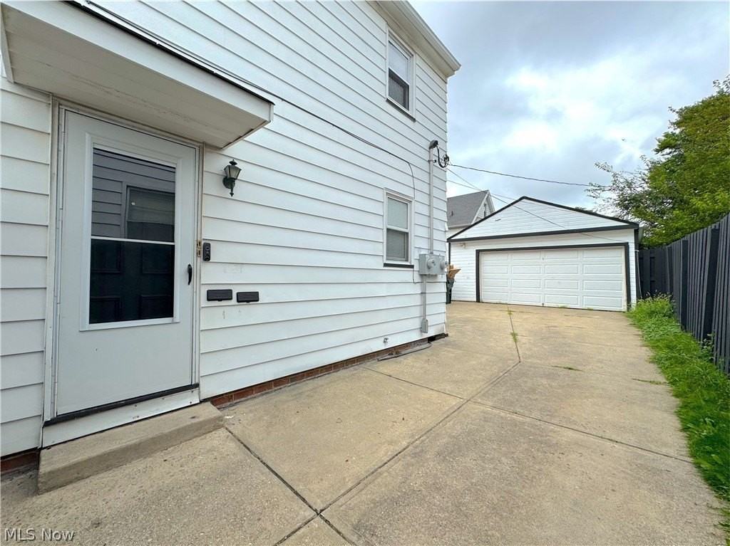 9309 Garfield Blvd - Photo 4 of 35