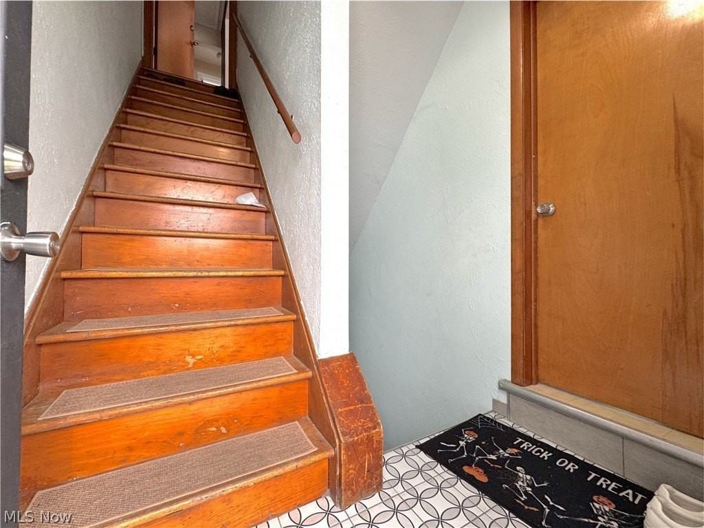 9309 Garfield Blvd - Photo 5 of 35