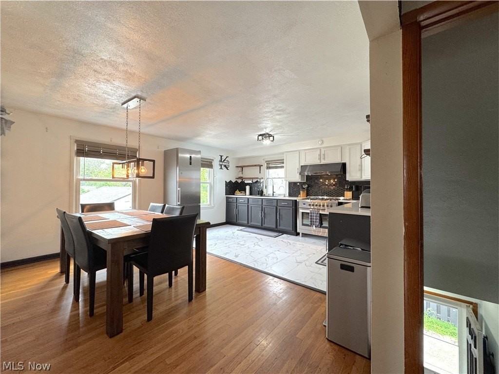 9309 Garfield Blvd - Photo 6 of 35