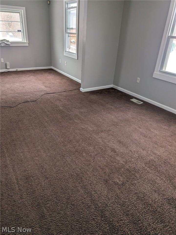 19450 Mccracken Rd - Photo 2 of 17