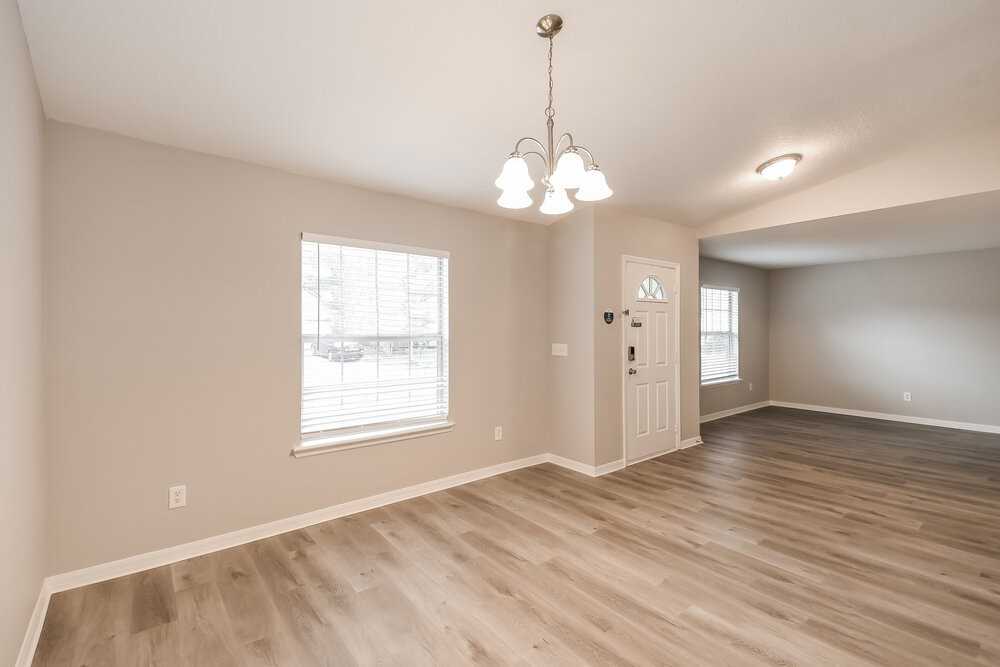 10161 Meadow Pointe Dr - Photo 6 of 19