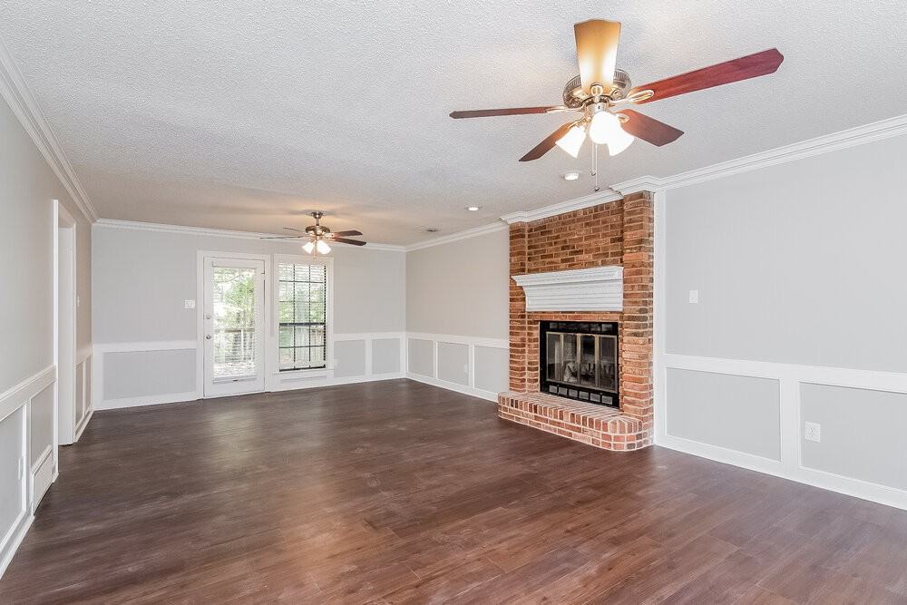 2080 Beckenham Cv - Photo 2 of 15