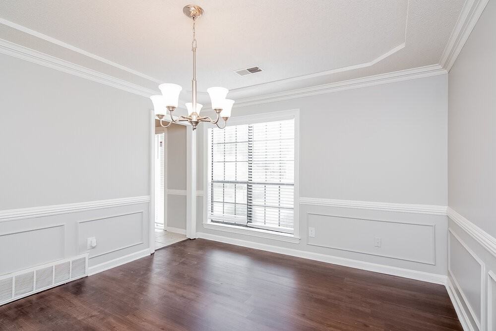 2080 Beckenham Cv - Photo 3 of 15