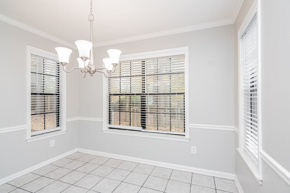 2080 Beckenham Cv - Photo 4 of 15