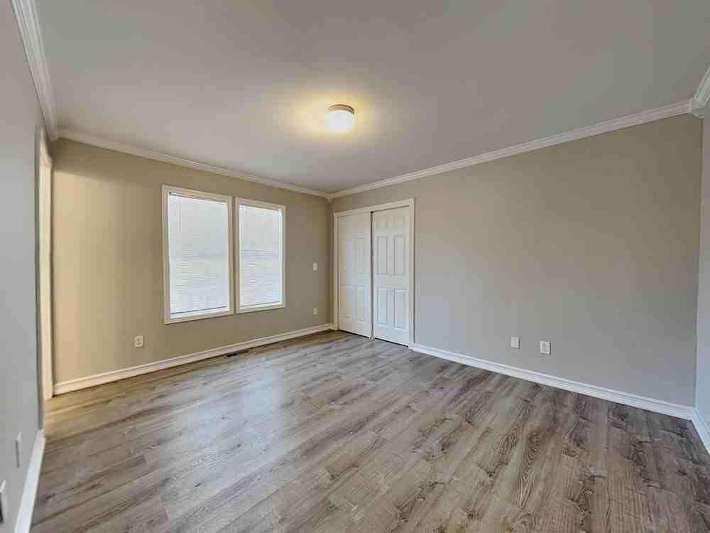 524 Parnell Drive - Photo 3 of 7