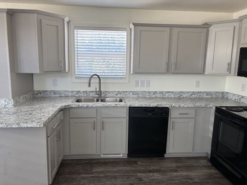 11411 N 91st Ave Lot 147 #0147 - Photo 3 of 21