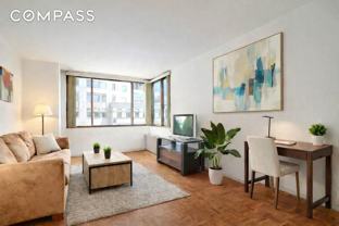 350 W 50th St #5M - Photo 1 of 1