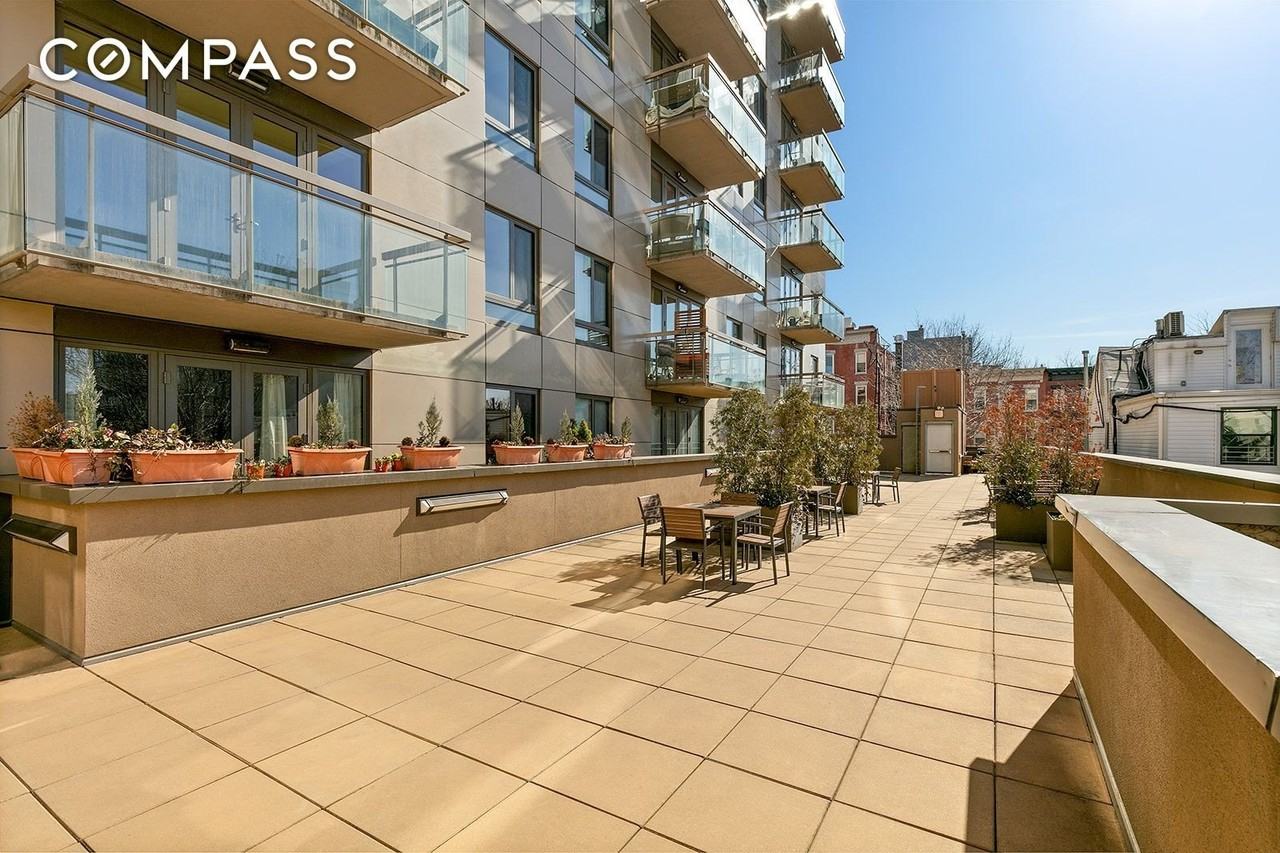 500 4th Ave #2K - Photo 7 of 12