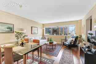 225 E 86th St #1005 - Photo 1 of 1