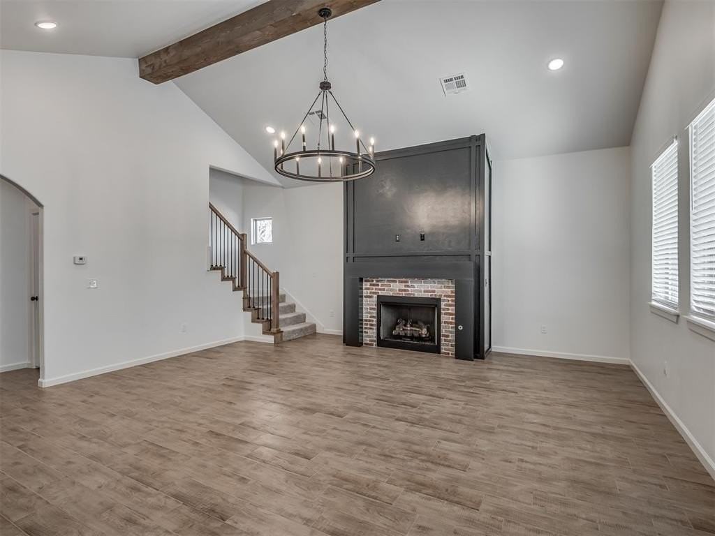 8322 Robin Way - Photo 5 of 37