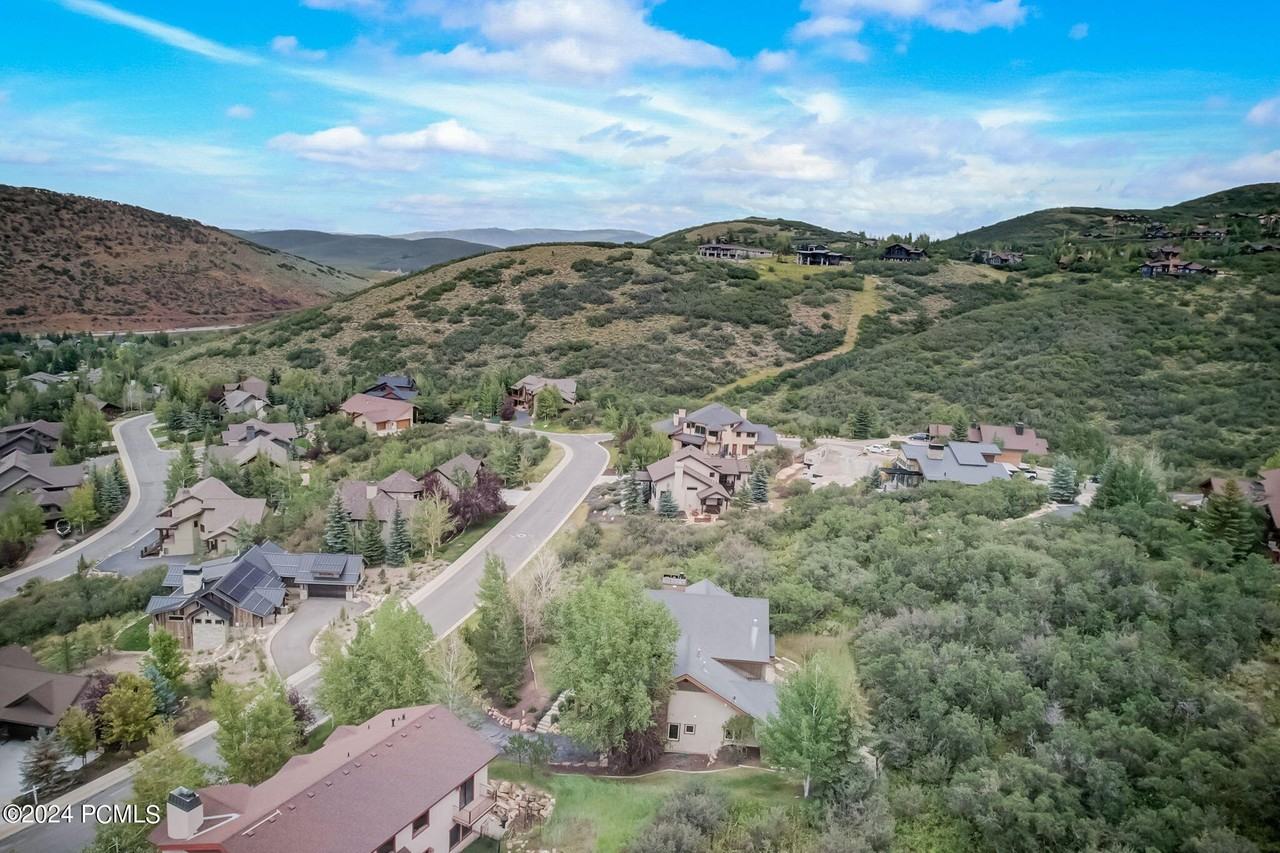 2024 High St - Photo 6 of 50