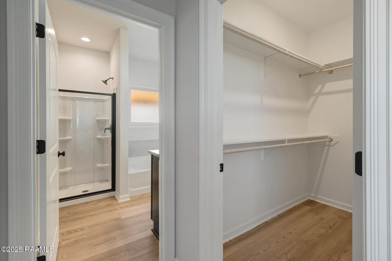 225 Wakely Ct - Photo 7 of 17